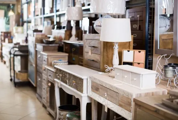 Brocanteur à Cagnes-sur-Mer